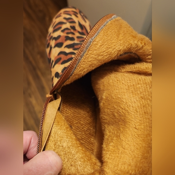 DAILY Leopard Print Boots - Picture 5 of 10